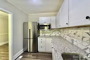 204 N Laurel Ave, Charlotte, NC 28207 - Photo 8