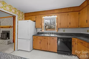 1045 S Magnolia St, Mooresville, NC 28115 - Photo 16