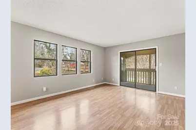 102 Abbey Circle, Asheville, NC 28805 - Photo 8