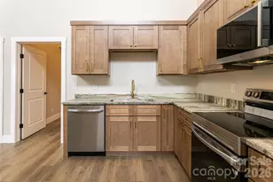 153 Hackleburg Ln, Hendersonville, NC 28792 - Photo 20