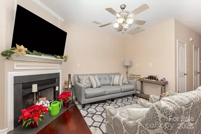 16677 Commons Creek Drive, Charlotte, NC 28277 - Photo 4