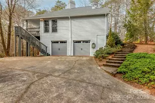 212 Ridgeway Rd, Lake Lure, NC 28746 - Photo 4
