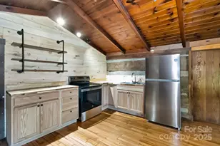 2967 Roby Martin Rd, Lenoir, NC 28645 - Photo 8