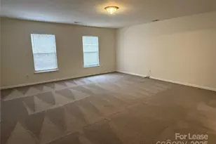 1420 Ladora Dr, Charlotte, NC 28262 - Photo 8