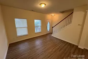 1420 Ladora Dr, Charlotte, NC 28262 - Photo 2