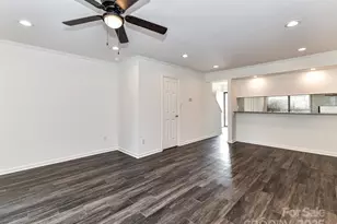 11020 Carmel Crossing Rd, Charlotte, NC 28226 - Photo 12