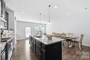 1172 Ashbury St, Charlotte, NC 28216 - Photo 16