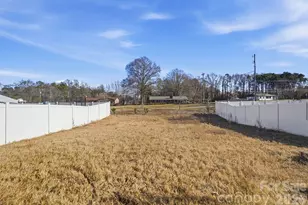 8012 Clairwood Dr, Charlotte, NC 28269 - Photo 44