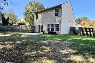 10208 Roundleaf Dr, Charlotte, NC 28213 - Photo 8