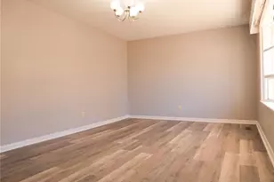 1521 19th St SW, Hickory, NC 28602 - Photo 6