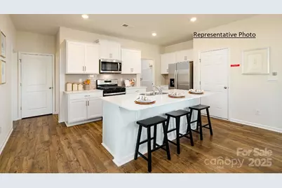 620 13th Avenue Drive NE, Hickory, NC 28601 - Photo 8