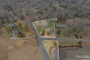 1040 Timber Lake Dr, Charlotte, NC 28227 - Photo 4