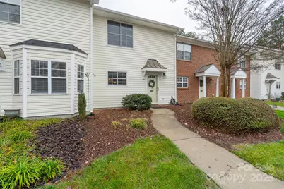 4226 Melrose Club Drive, Matthews, NC 28105 - Photo 2