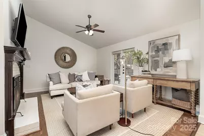 1018 Shady Bluff Drive, Charlotte, NC 28211 - Photo 16