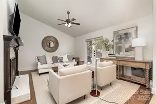 1018 Shady Bluff Dr, Charlotte, NC 28211 - Photo 16