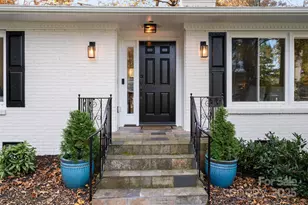 1018 Shady Bluff Dr, Charlotte, NC 28211 - Photo 4