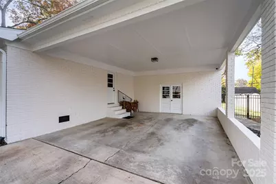 1018 Shady Bluff Drive, Charlotte, NC 28211 - Photo 36