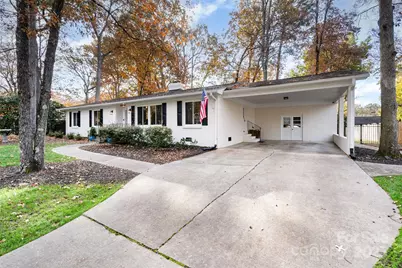 1018 Shady Bluff Drive, Charlotte, NC 28211 - Photo 2