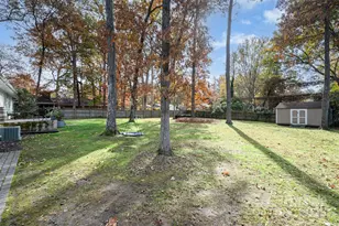 1018 Shady Bluff Dr, Charlotte, NC 28211 - Photo 34