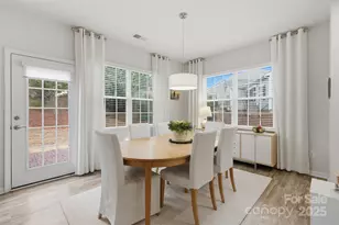 352 Picasso Trl, Mount Holly, NC 28120 - Photo 18