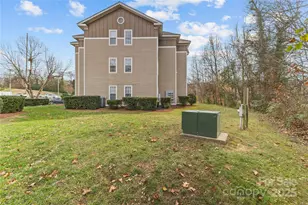 9709 Campus Walk Ln, Charlotte, NC 28262 - Photo 30