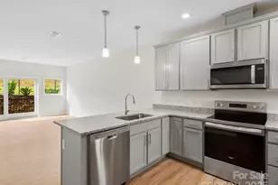 3 Lee Garden Ln, Asheville, NC 28801 - Photo 20