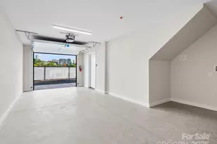 3 Lee Garden Ln, Asheville, NC 28801 - Photo 8