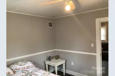 310 S Vine Street, Gastonia, NC 28052 - Photo 12