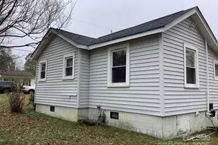 310 S Vine St, Gastonia, NC 28052 - Photo 6