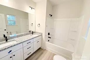 1426 Harris St, Statesville, NC 28677 - Photo 10