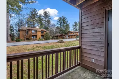 520 Courtwood Lane #4, Hendersonville, NC 28739 - Photo 16