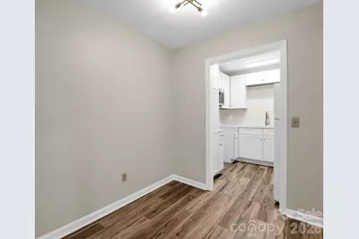 520 Courtwood Lane #4, Hendersonville, NC 28739 - Photo 10