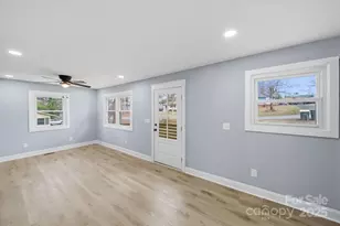 402 Villa St, Kannapolis, NC 28083 - Photo 8