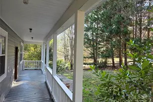 12 White Squirrel Ln, Hendersonville, NC 28739 - Photo 6