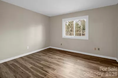 520 Courtwood Lane #8, Hendersonville, NC 28739 - Photo 10