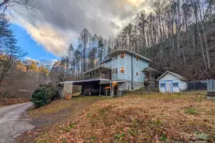 77 Griffith Br Rd, Green Mountain, NC 28740 - Photo 2