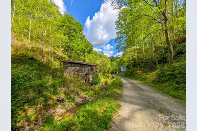 77 Griffith Branch Road, Green Mountain, NC 28740 - Photo 32
