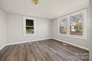 1127 W 5th Ave, Gastonia, NC 28052 - Photo 8