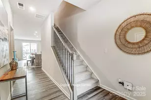 7509 Hodges Meadow Ln, Charlotte, NC 28213 - Photo 6