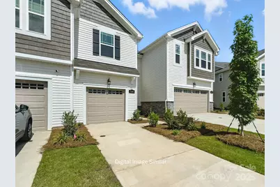 7509 Hodges Meadow Lane, Charlotte, NC 28213 - Photo 2