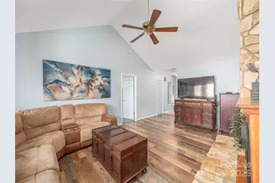 187 Turtle Creek Road, Sylva, NC 28779 - Photo 6