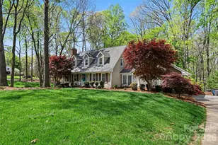 2511 Heritage Cir, Statesville, NC 28625 - Photo 2