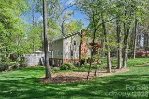 2511 Heritage Cir, Statesville, NC 28625 - Photo 10