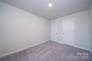 8008 Hidden Spgs Trl, Charlotte, NC 28216 - Photo 18