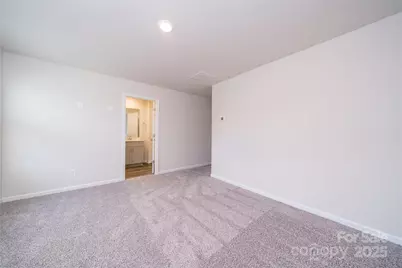 8008 Hidden Springs Trail, Charlotte, NC 28216 - Photo 14