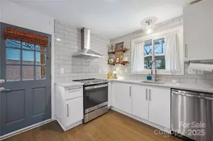 732 Manhasset Rd, Charlotte, NC 28209 - Photo 8