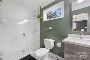 732 Manhasset Rd, Charlotte, NC 28209 - Photo 24