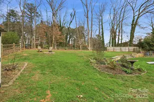 301 Chestnut Ln, Statesville, NC 28625 - Photo 30