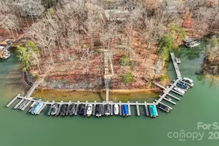 1404 Mt Isle Harbor Dr, Charlotte, NC 28214 - Photo 32