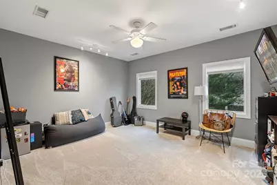 1404 Mt Isle Harbor Drive, Charlotte, NC 28214 - Photo 24